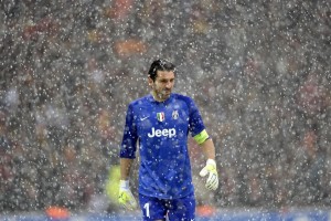 开云体育中国-尼克斯火力全开压制76人，杜兰特化身关键先生定乾坤