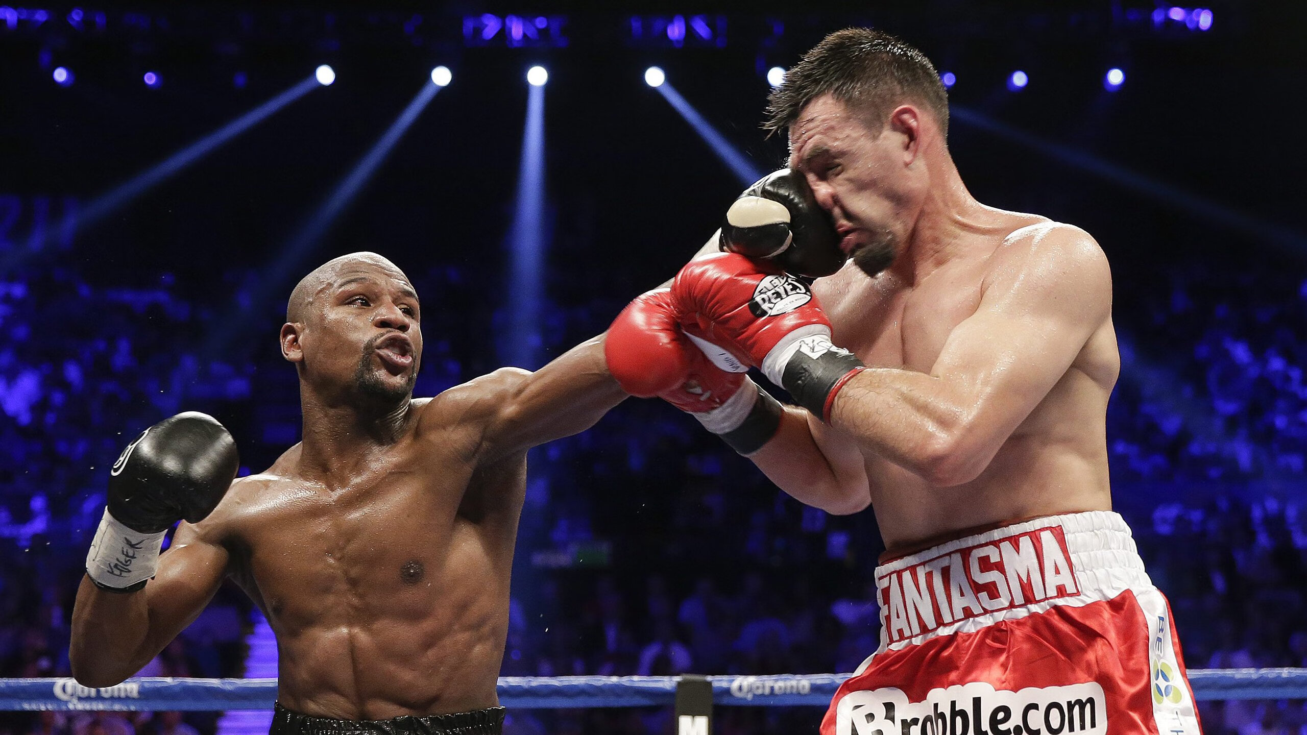 德甲争冠战之夜，萨拉赫展现巨星价值