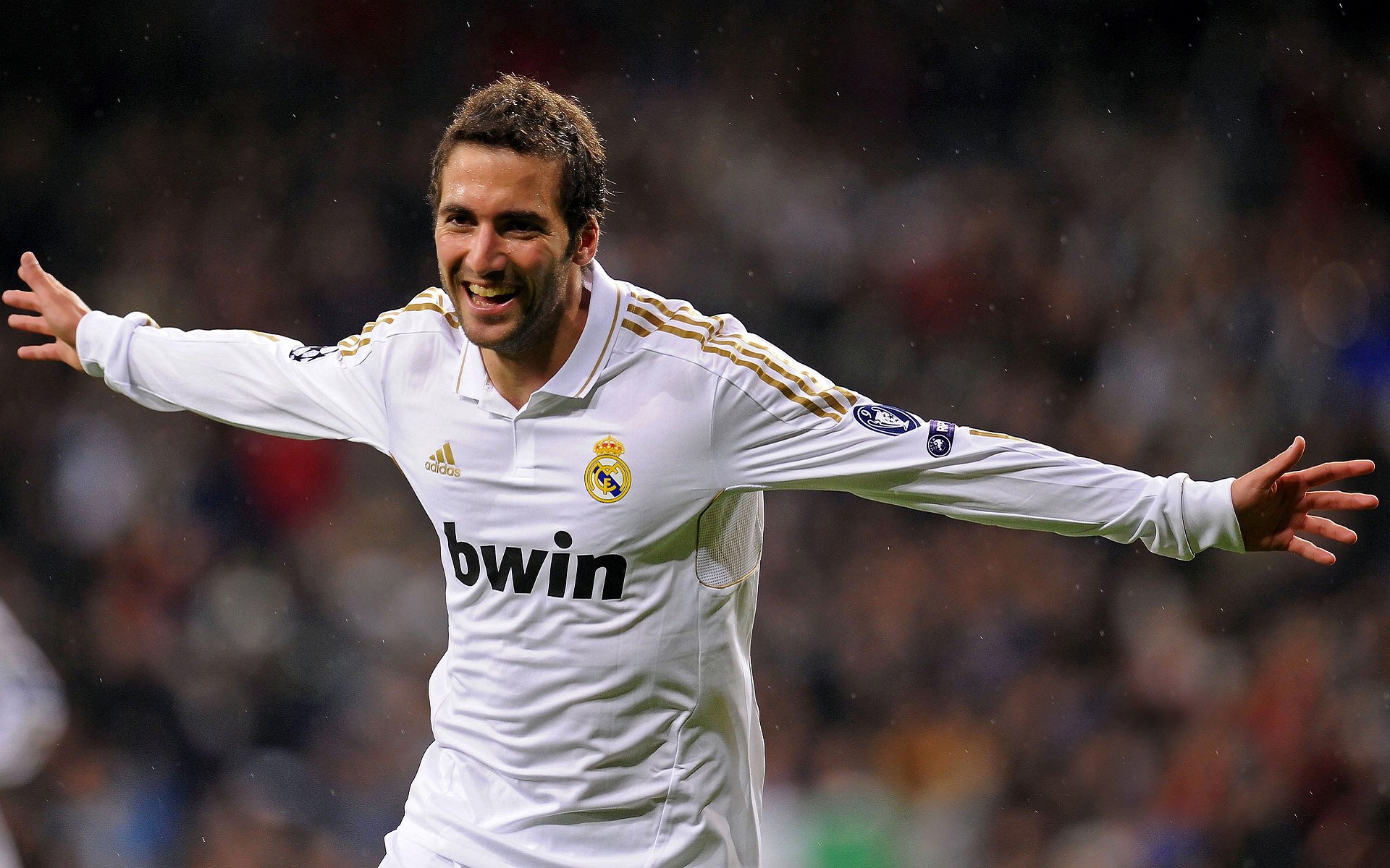 伊布爆发，澳大利亚强势拿下贝蒂斯，当神塔与袋鼠军团在安达卢西亚相遇